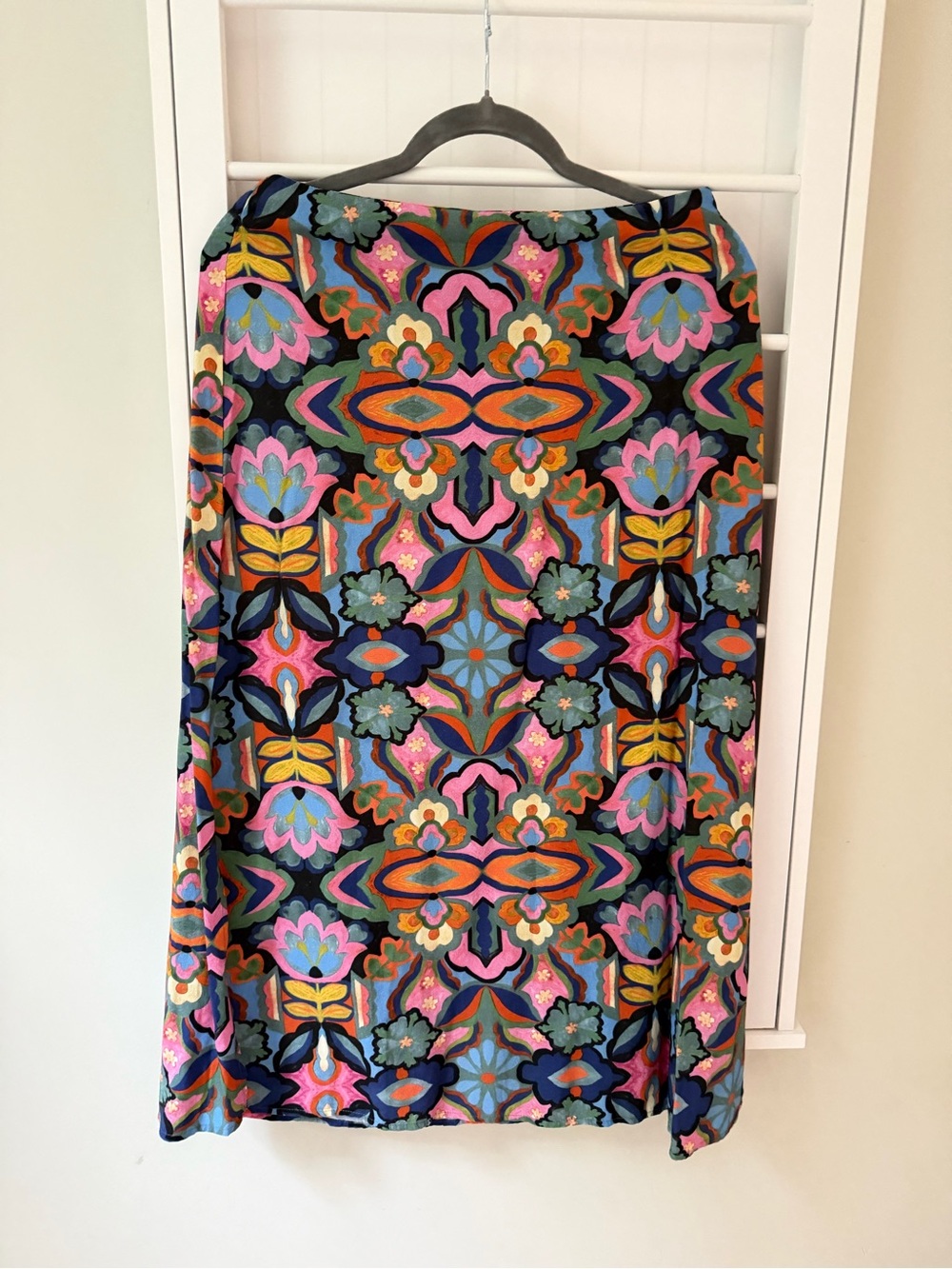 Marine Layer Size 6 Colorful Floral Print Midi Skirt Side Slit